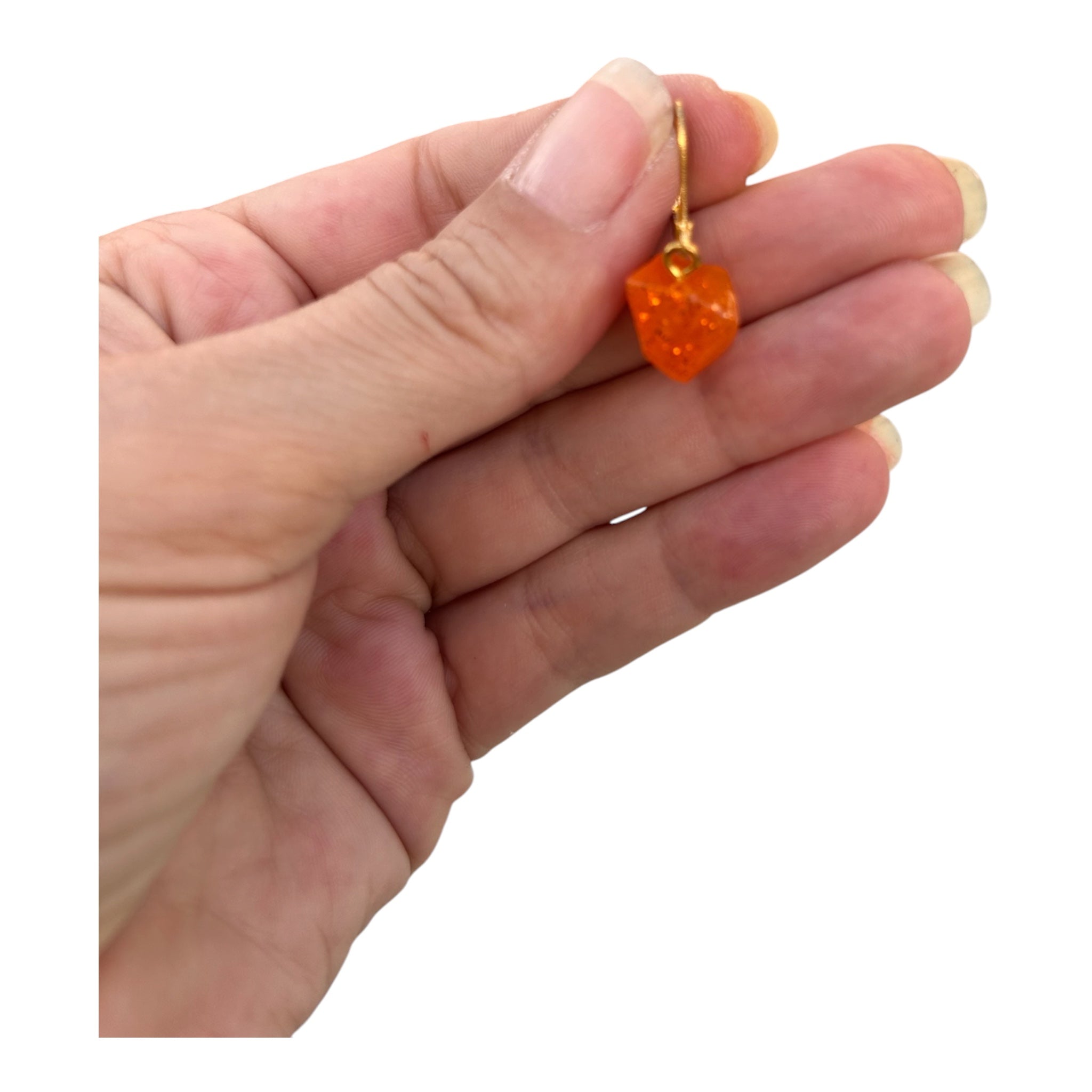 Boucles d'oreilles Cube Soleil — Résine Pailletée Orange