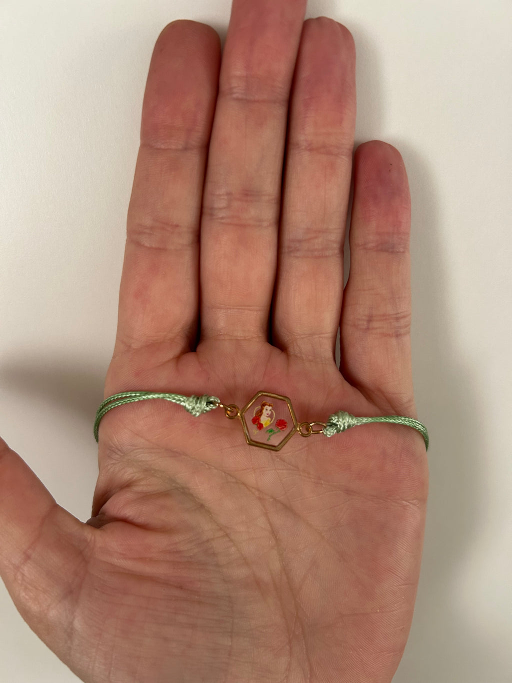 Belle — Bracelet en cordon réglable & résine