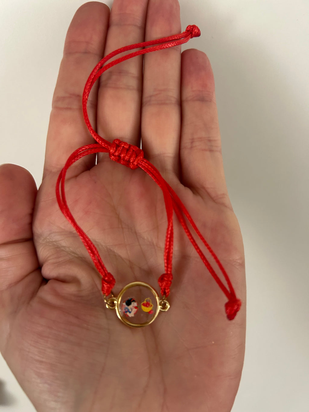 Blanche Neige — Bracelet en cordon réglable & résine