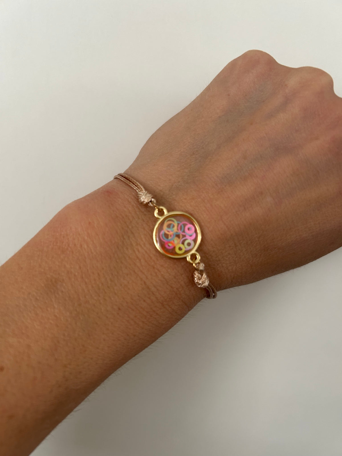 Bracelet Cercles Confettis — Réglable & artisanal