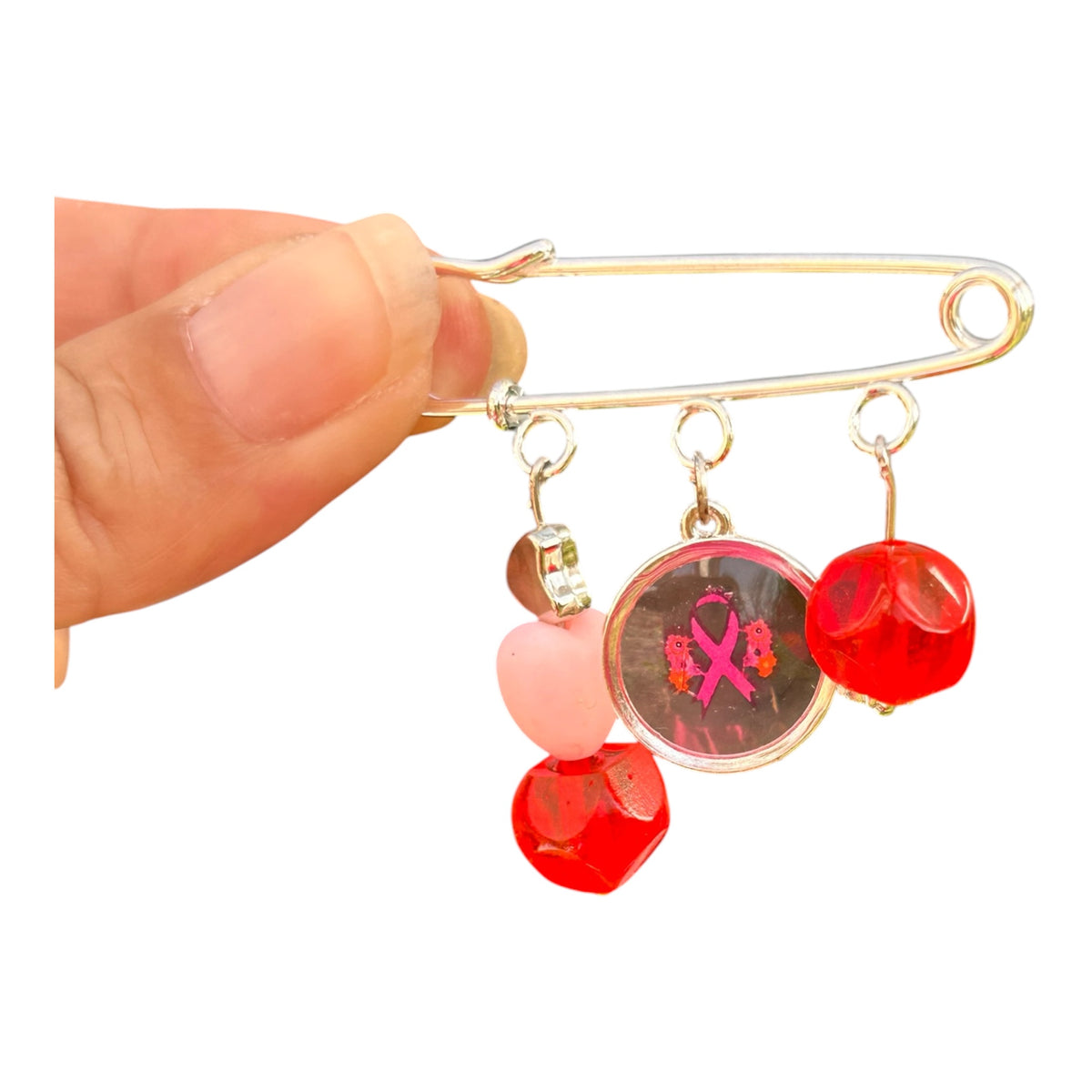Épingle Octobre Rose – Perles & Médaillon en Résine