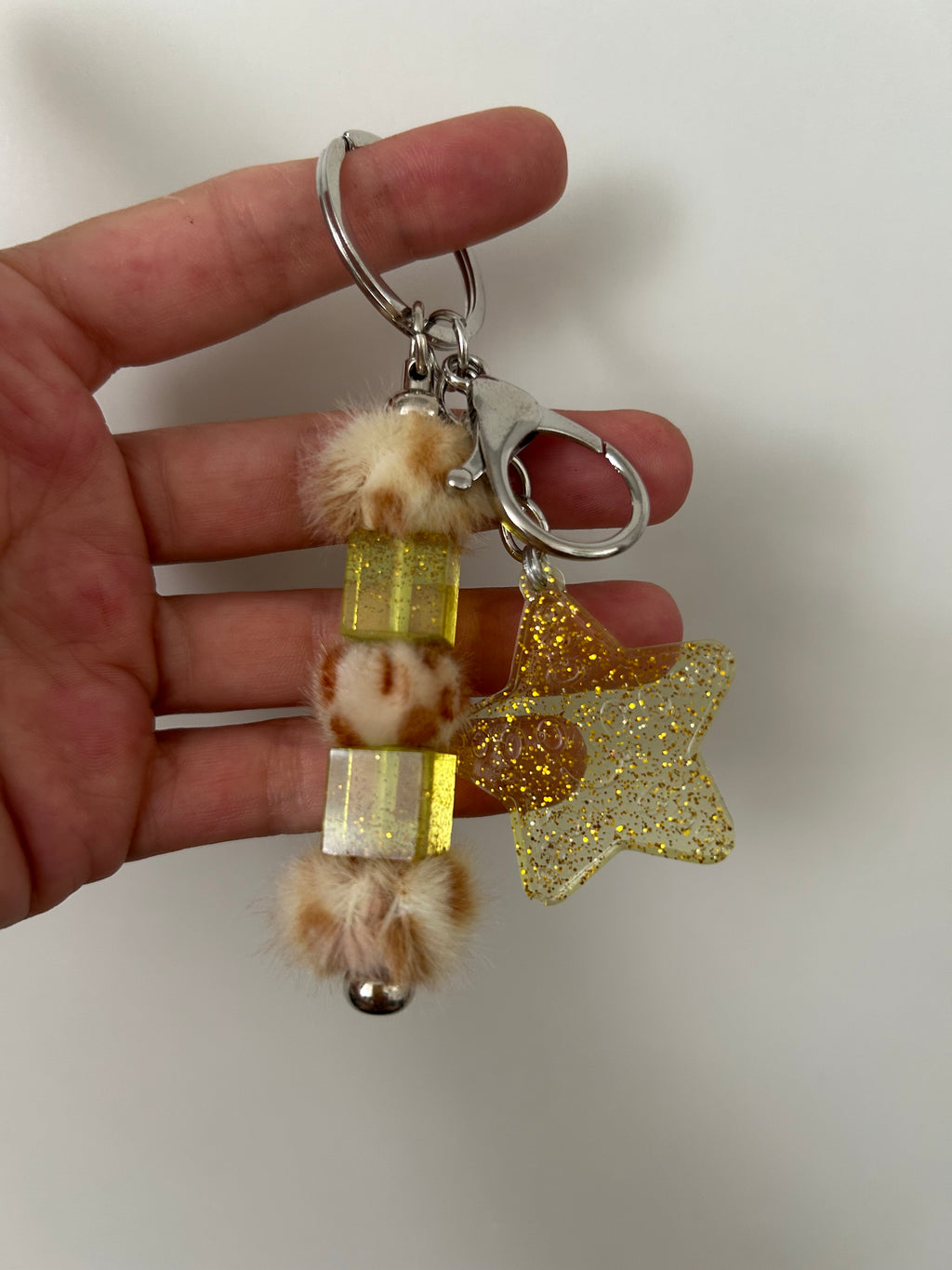 Porte-clé Étoile en Résine — Accessoire artisanal