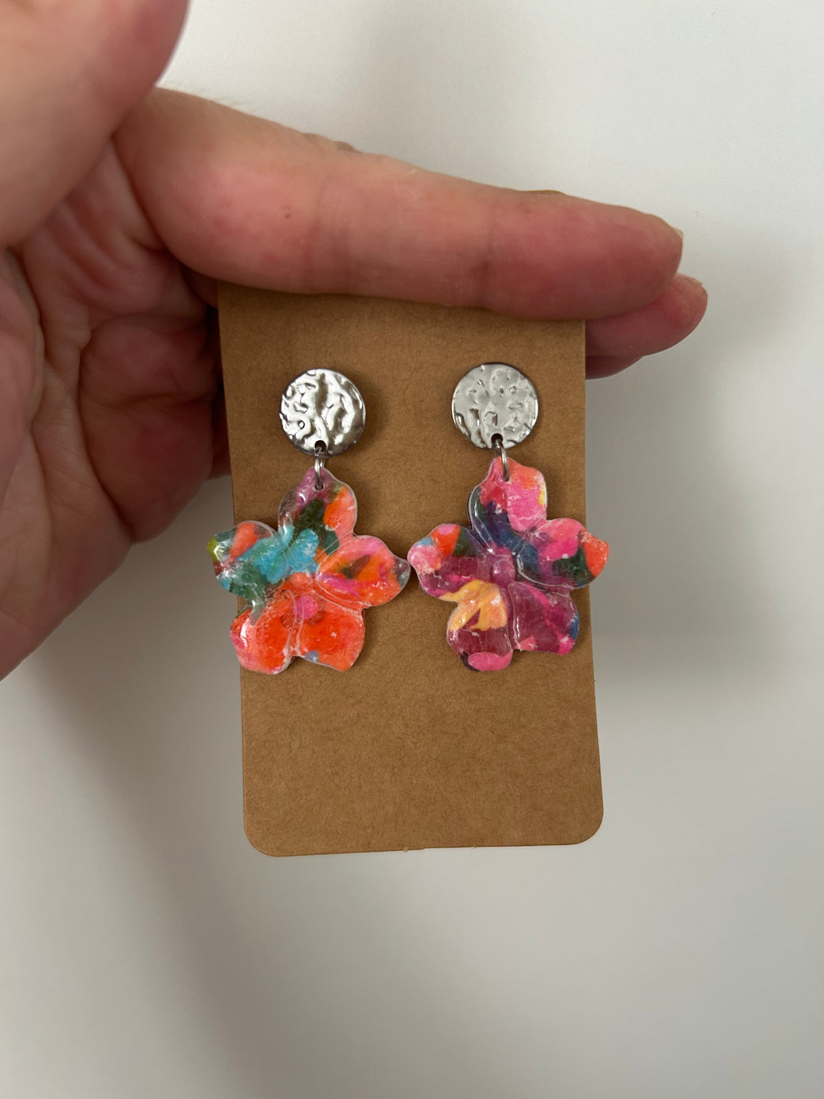 Fimo Blumenohrringe — handgefertigte Polymertonmasse