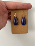 Boucles d'oreilles Goutte Violette en Résine — Pendantes artisanales